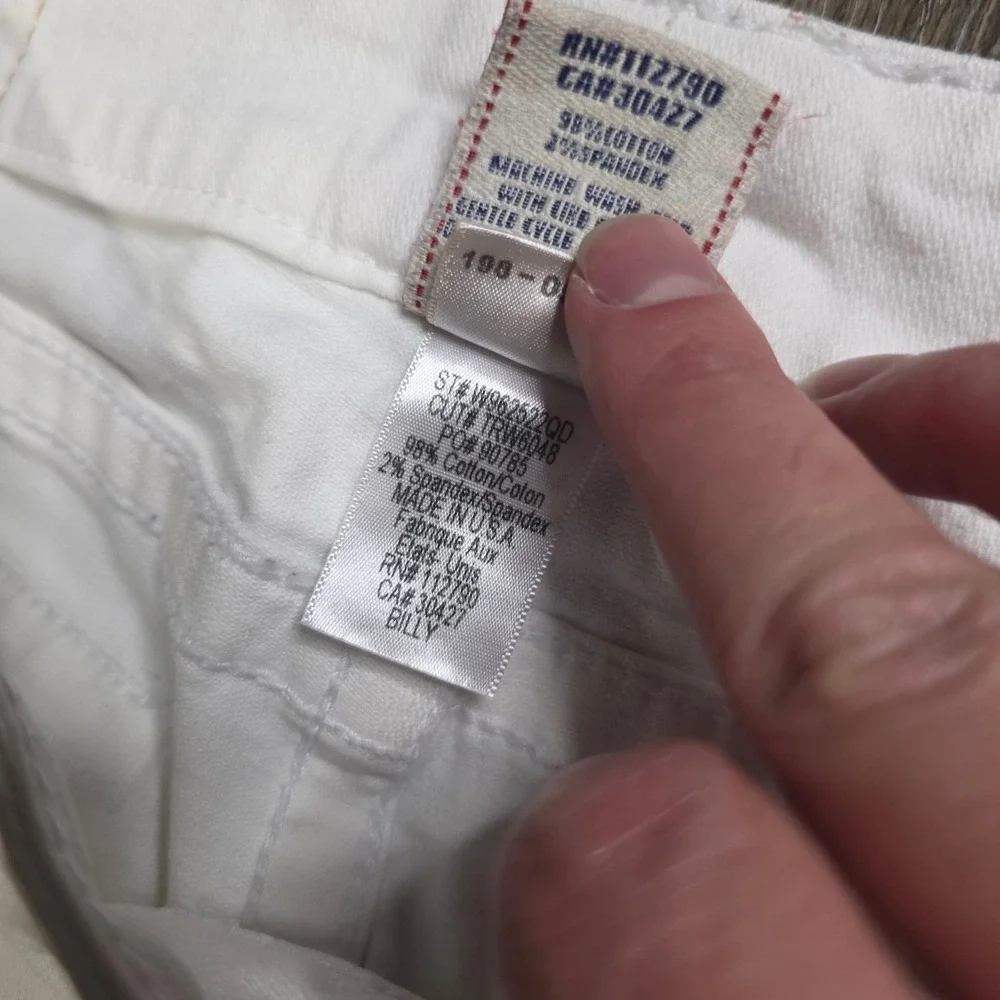 True Religion Womens 28 Billy Bootcut Jeans White Flap Pocket Low Rise STAINED - Picture 12 of 15